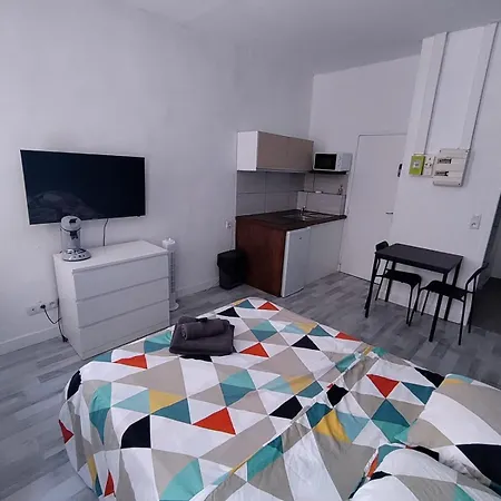 Budgetbnb 161 Historic Center Апартаменты Тулон